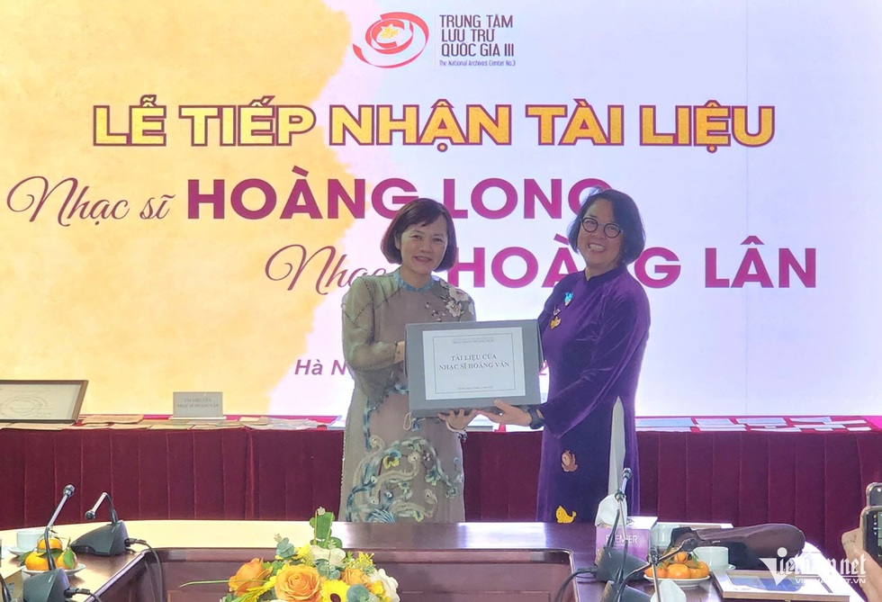 Hồi ức xúc động sau những kỷ vật, tư liệu quý về nhạc sĩ Hoàng Vân - 1