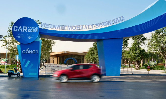 Cổng vào Triển lãm Phương tiện di chuyển 2025. Ảnh: Tân Phan