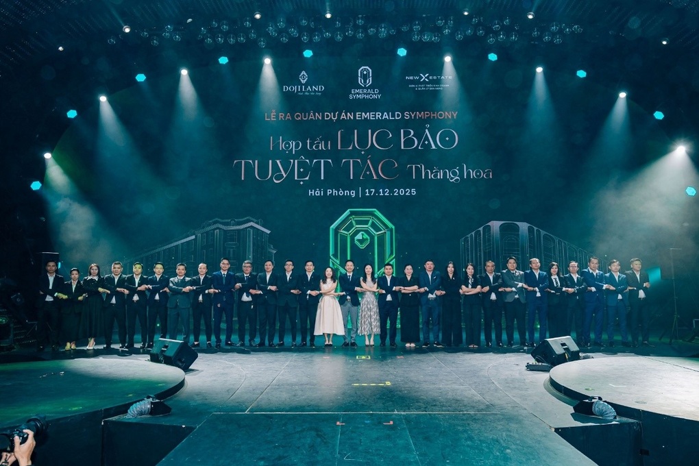 Hơn 1.200 người tham gia lễ ra mắt dự án Emerald Symphony - 1