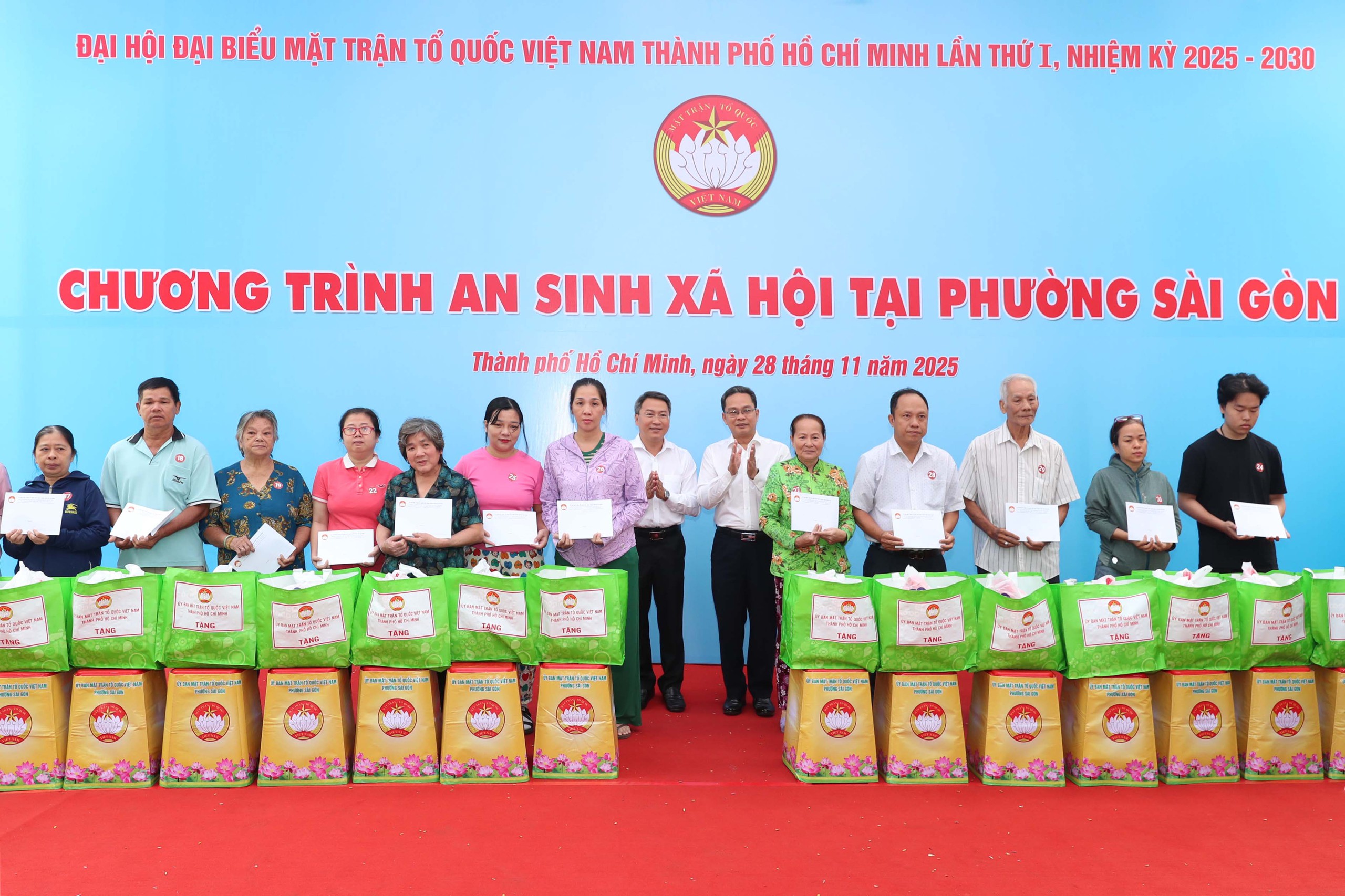 Giảm nghèo tại TP HCM: Hơn 12.000 tỉ đồng và hành trình đổi đời - Ảnh 1.