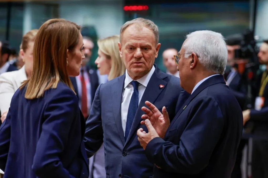 Hơn 16 giờ đàm phán căng thẳng của châu Âu về kế hoạch tài trợ cho Ukraine - 1