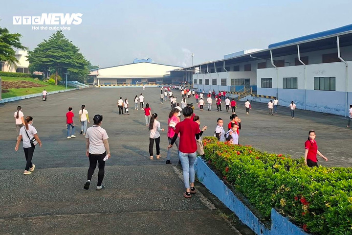 Hơn 2.600 công nhân Công ty Panko Vina mất việc sẽ được nhận lương tháng 13- Ảnh 1.