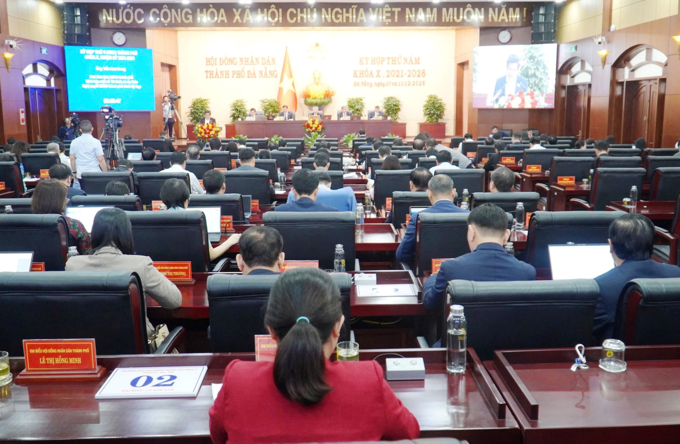 Hơn 54.500 cán bộ, viên chức sẽ được tăng lương theo KPI 1 Đà Nẵng: Hơn 54.500 cán bộ, viên chức sẽ được tăng lương theo KPI - Ảnh 1.