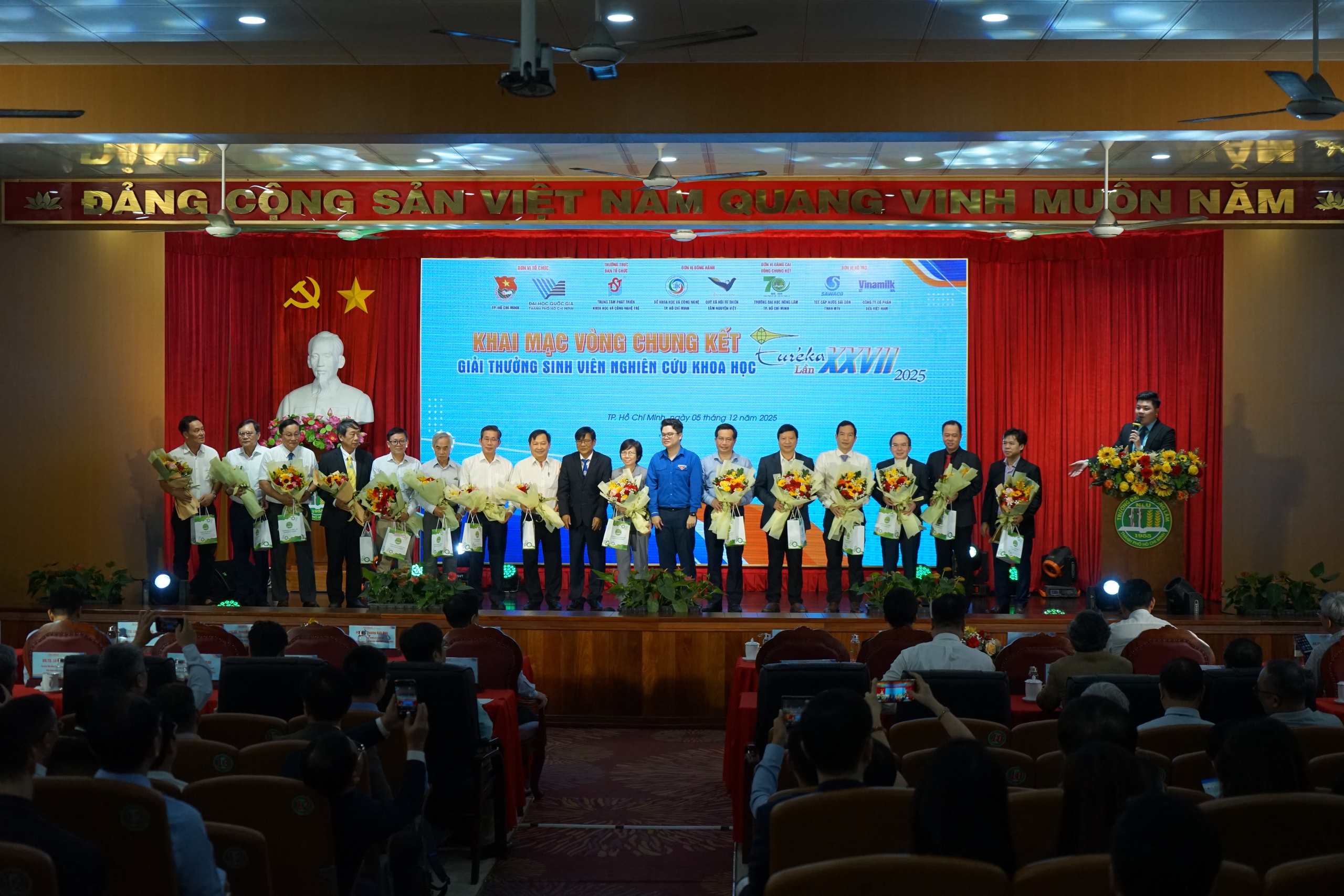 Euréka 2025 lập kỷ lục: Hơn 7.500 sinh viên tranh tài  - Ảnh 1.