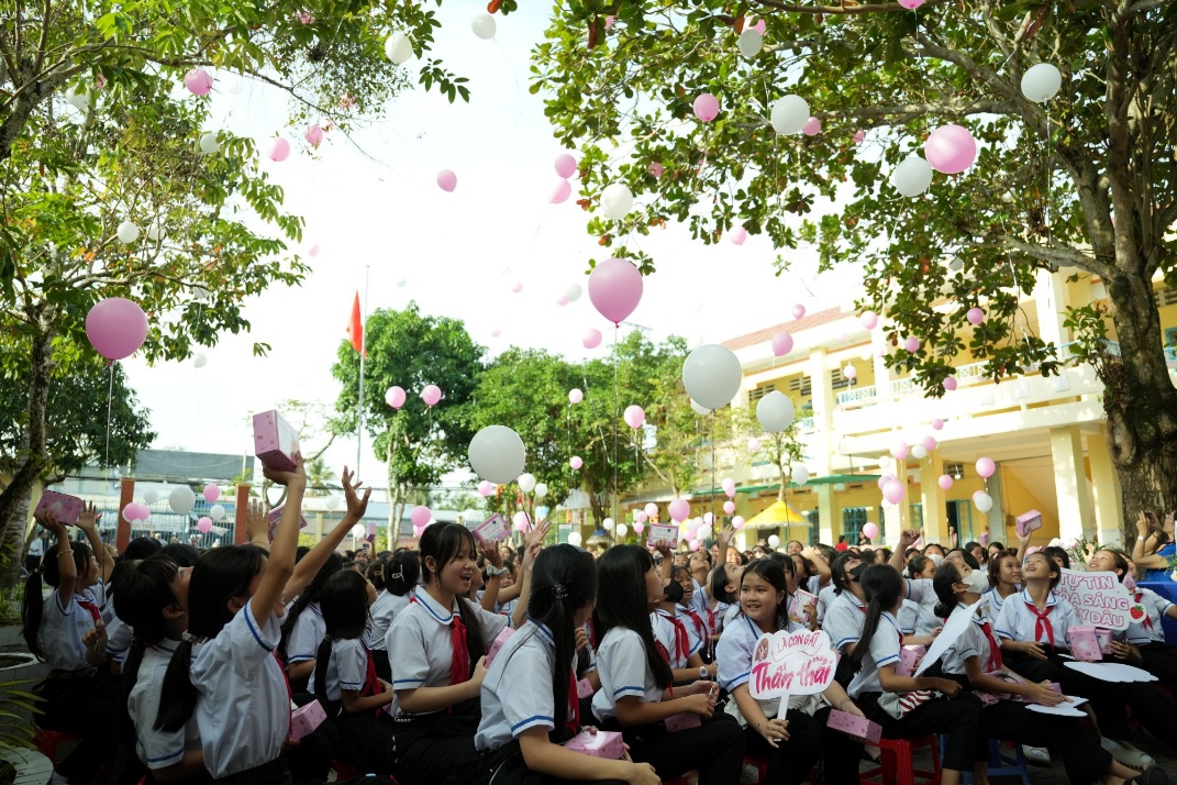 Hơn 8.000 nữ sinh Cần Thơ tham gia chương trình 