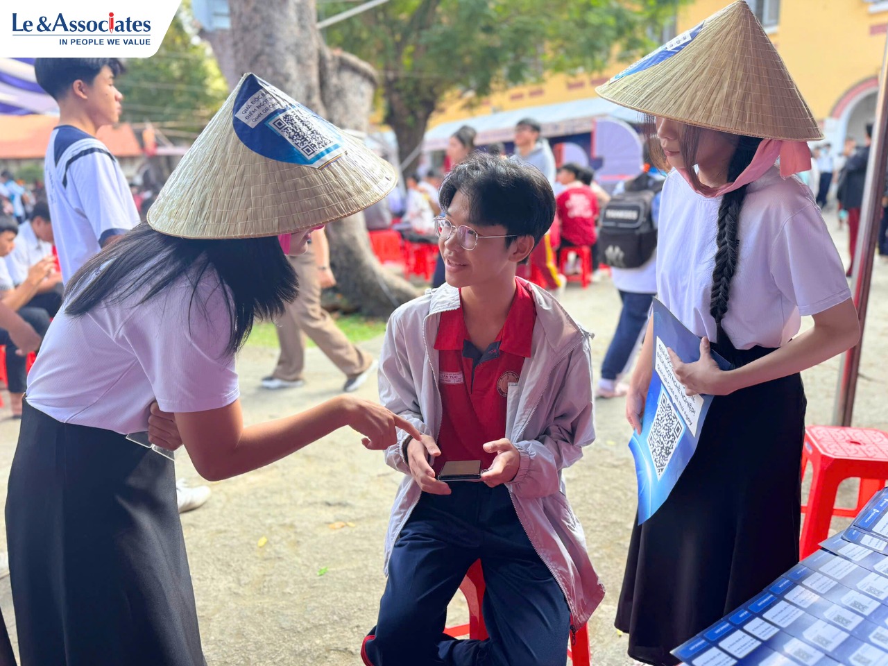 Hướng nghiệp cùng Boost4best: Hiểu mình, hiểu nghề, mở lối tương lai 1 Boost4best - Ảnh 1.