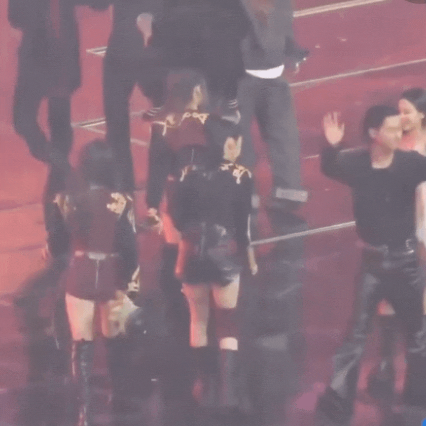 Jennie bị nhóm đại mỹ nhân phớt lờ, thái độ bơ đẹp ra mặt- Ảnh 3.