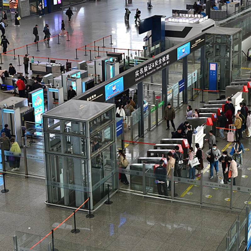 Khách Việt kể chuyện du lịch Trung Quốc, đi tàu chạy 300km/h có dịch vụ lạ, nhận xét: Khách Việt kể chuyện du lịch Trung Quốc, đi tàu chạy 300km/h có dịch vụ lạ, nhận xét: