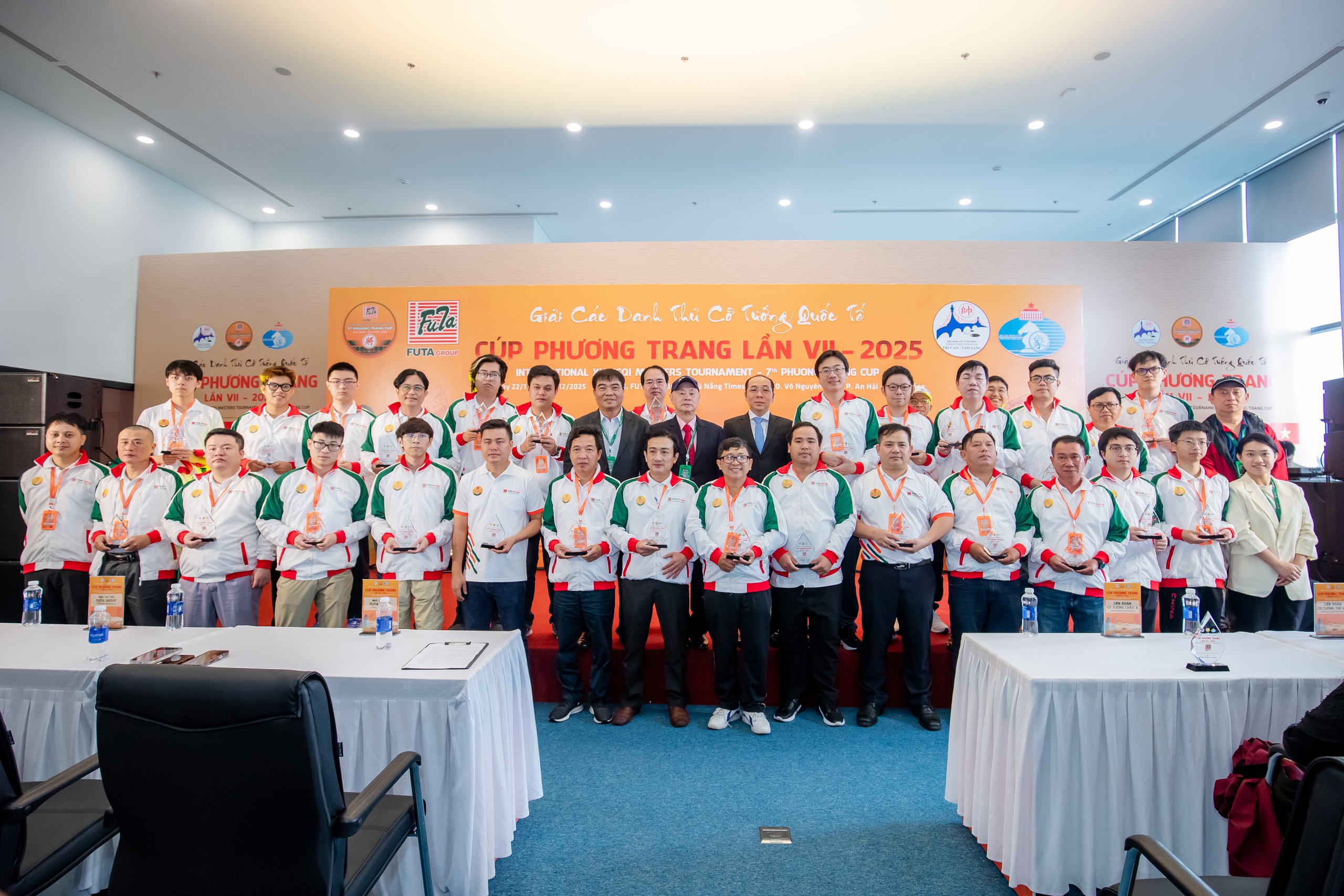 Khai mạc Giải Cờ tướng quốc tế Cúp Phương Trang lần VII quy tụ các danh thủ hàng đầu châu Á - Ảnh 1.