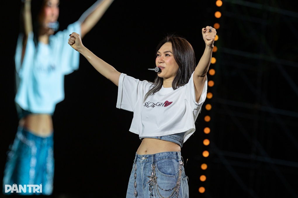 Khán giả mua vé 2 triệu đồng than không nghe thấy gì ở đêm nhạc Mỹ Tâm - 2