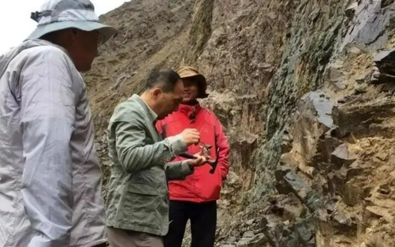 “Kho báu” 175.000 tấn dưới lòng đất, giá trị gấp 200 lần vàng, đáp ứng nhu cầu của nhân loại trong hơn 1.200 năm- Ảnh 1.