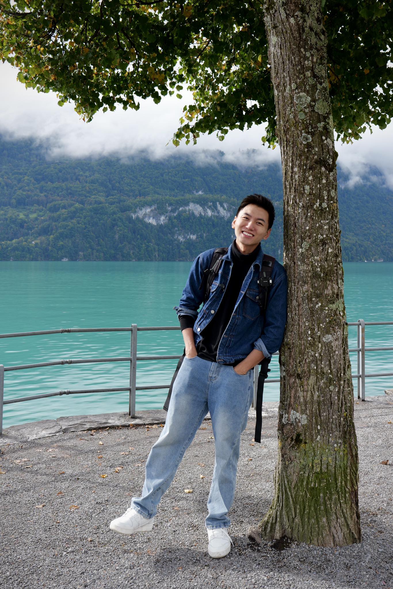 Khoai Lang Thang lên tiếng vì bị so sánh là hoa hồng đen phiên bản nam   - Ảnh 1.