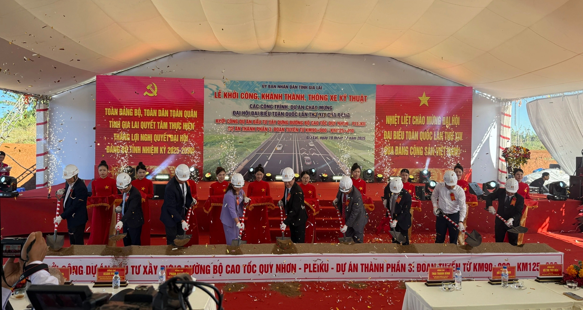 Khởi công cao tốc Quy Nhơn - Pleiku với vốn đầu tư 43 . 734 Tỉ đồng - Ảnh 2.