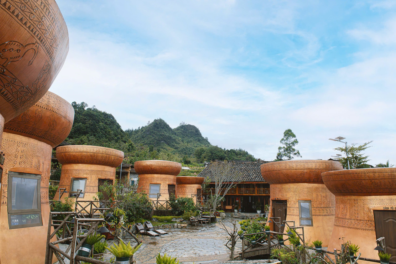 Kiến trúc 'làng trống đồng thu nhỏ' độc nhất vô nhị ở Tuyên Quang- Ảnh 1.