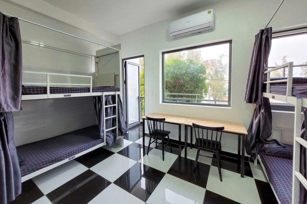 Ký túc xá ở TPHCM miễn phí gần một năm cho hàng chục sinh viên vùng lũ - 1