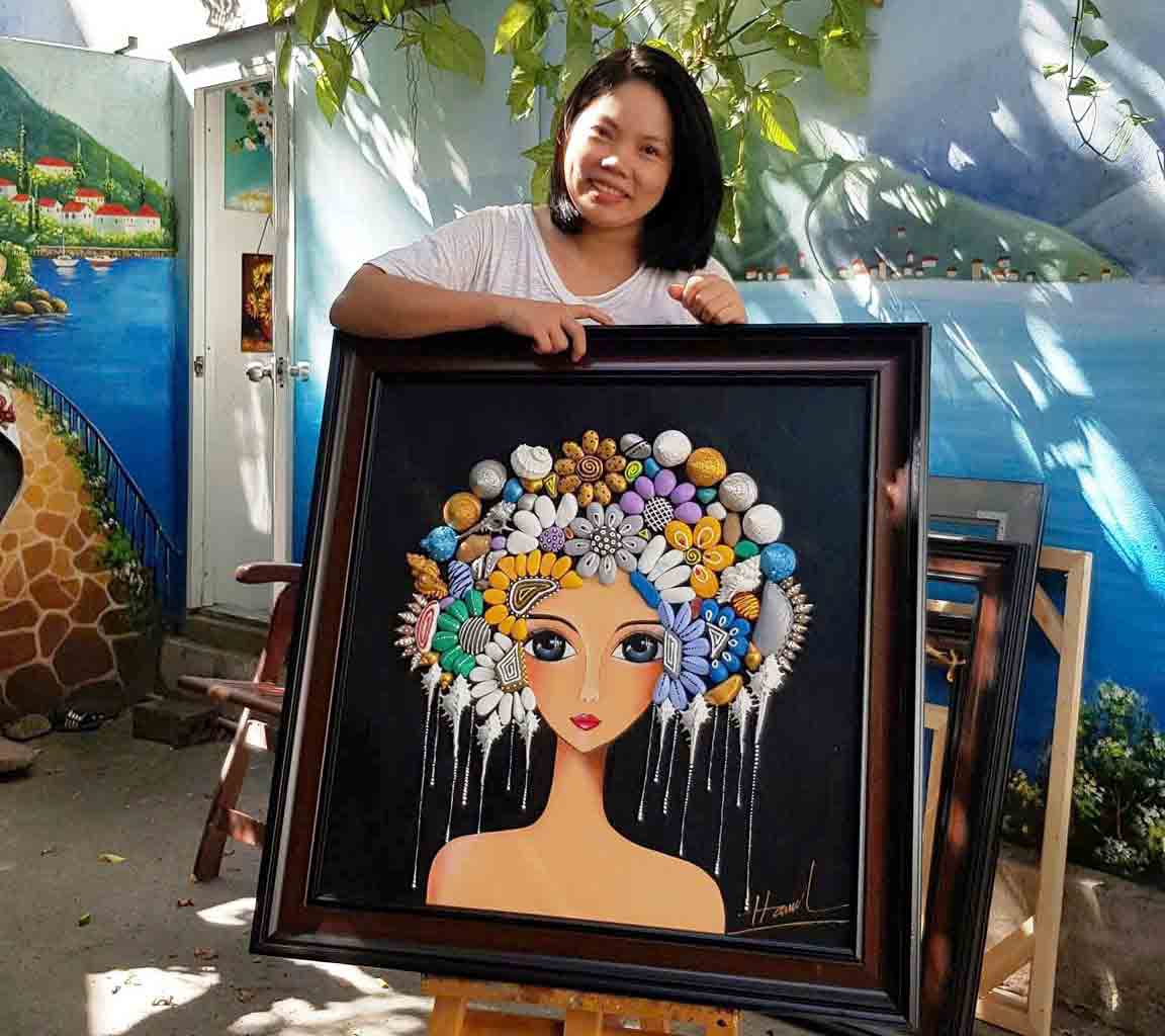 Khám phá tranh từ sỏi: Nghệ thuật gắn kết tự nhiên của họa sĩ Mỹ Hạnh - Ảnh 1.