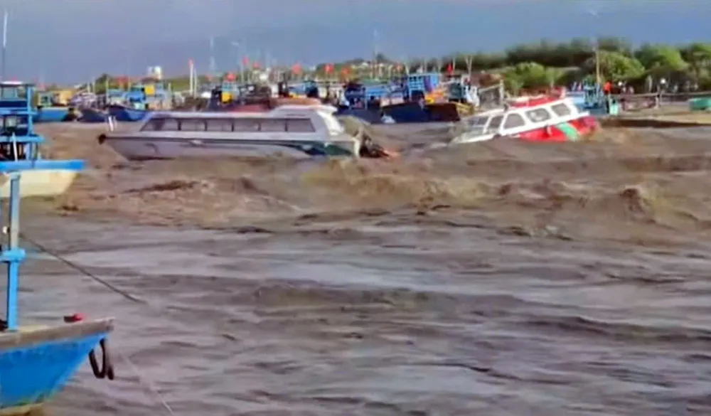 lu-cuon-troi (4).jpg