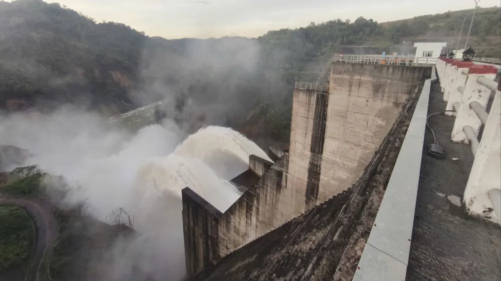 Các Thuỷ điện ở Lâm Đồng chủ động xả lũ, ứng phó với cơn bão số 16. Ảnh: Võ Tùng IMG_6213.jpeg