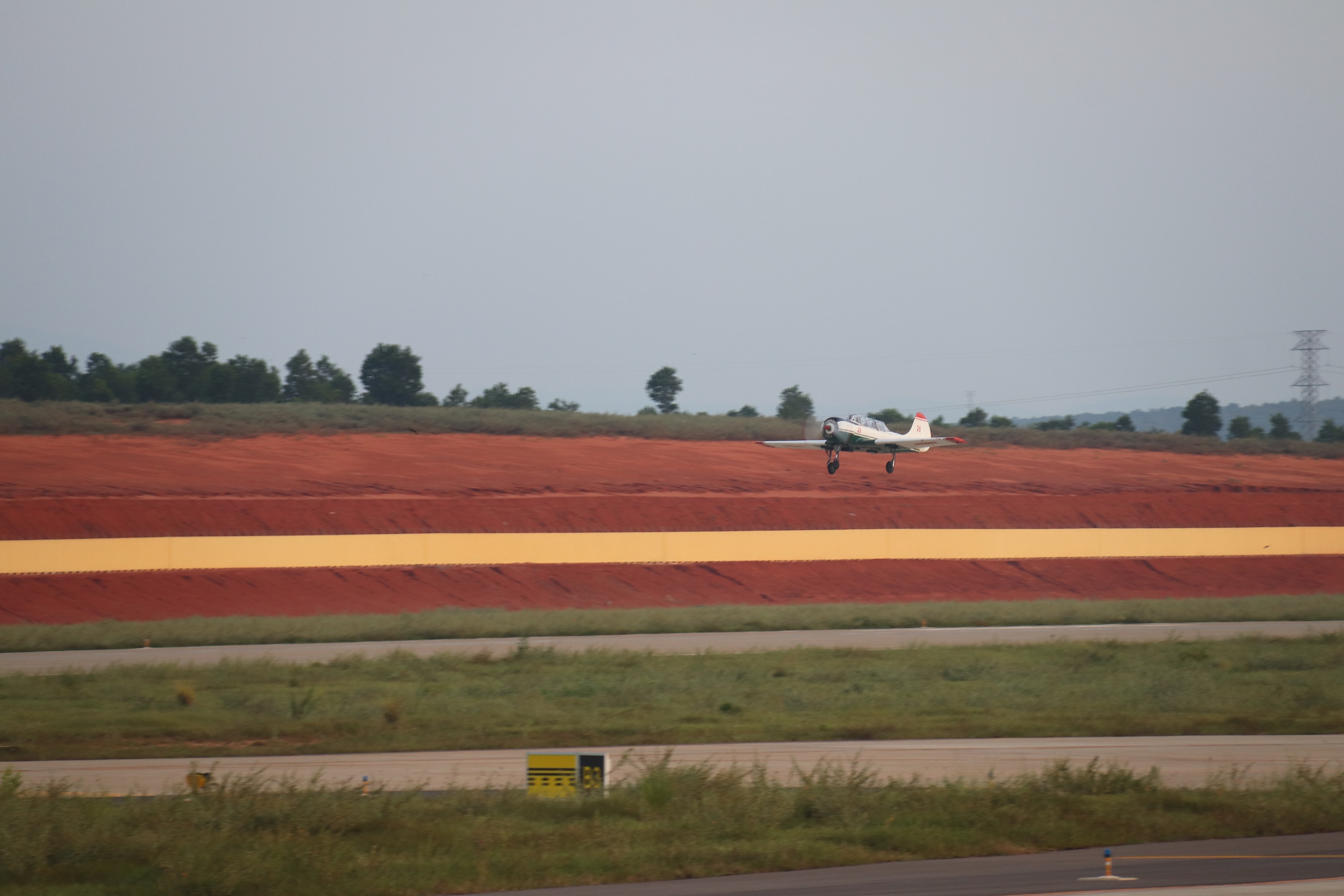 Lâm Đồng chấp thuận chủ trương đầu tư hạng mục dân dụng sân bay Phan Thiết - Ảnh 1.