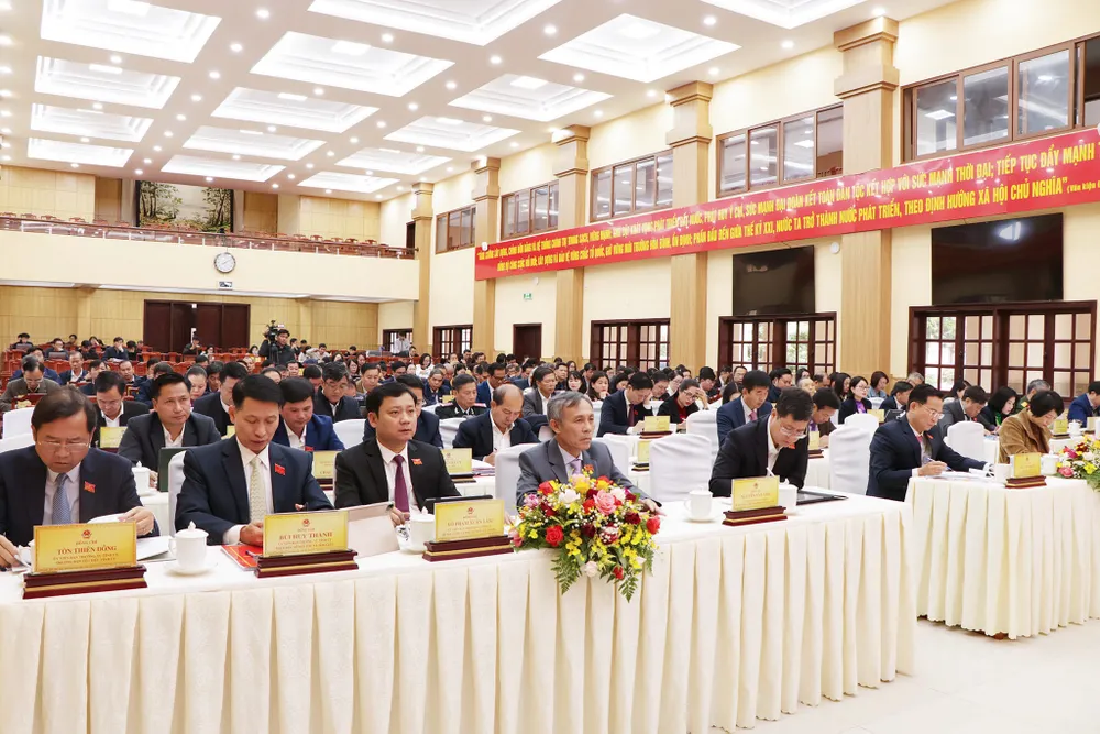 Đại biểu HĐND tỉnh Lâm Đồng trong kỳ họp thường lệ cuối năm 2025. ứng cử đại biểu quốc hội