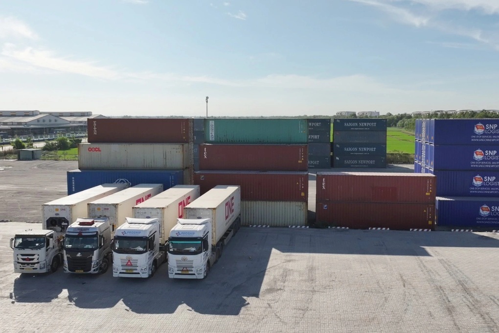 Lần đầu tiên Việt Nam có nhóm hàng xuất khẩu đạt 100 tỷ USD - 1