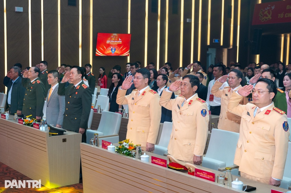 Lan tỏa tinh thần thượng tôn luật giao thông từ người đạt giải Nhất - 1