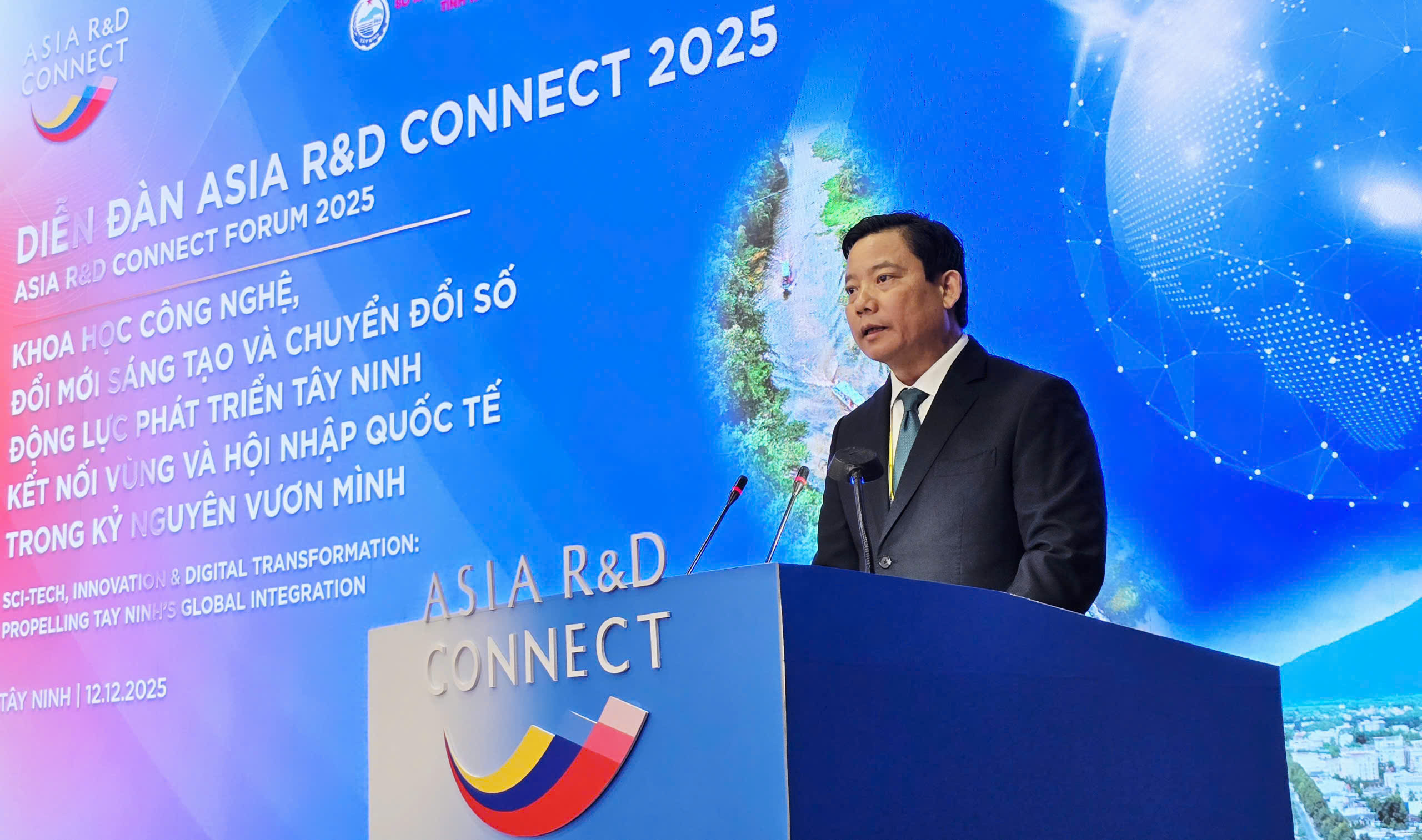 Lãnh đạo Tây Ninh trăn trở 3 vấn đề trong kiến tạo hệ sinh thái số - Ảnh 1.