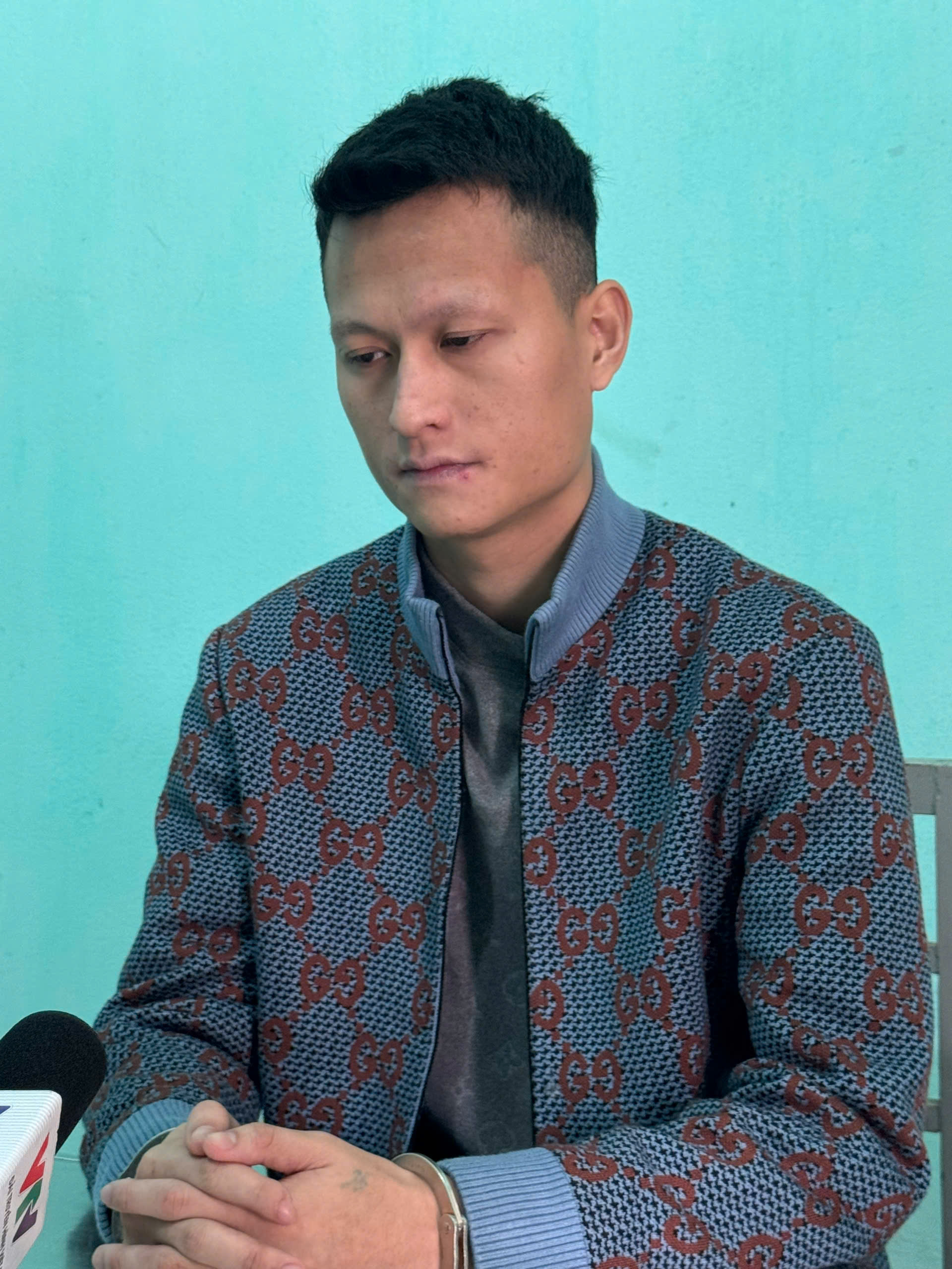 Lật tẩy" thủ đoạn của đường dây lừa đảo xuyên quốc gia khiến hàng ngàn người "sập bẫy 1 Thủ đoạn lôi kéo người Việt trong đường dây lừa đảo xuyên quốc gia - Ảnh 1.