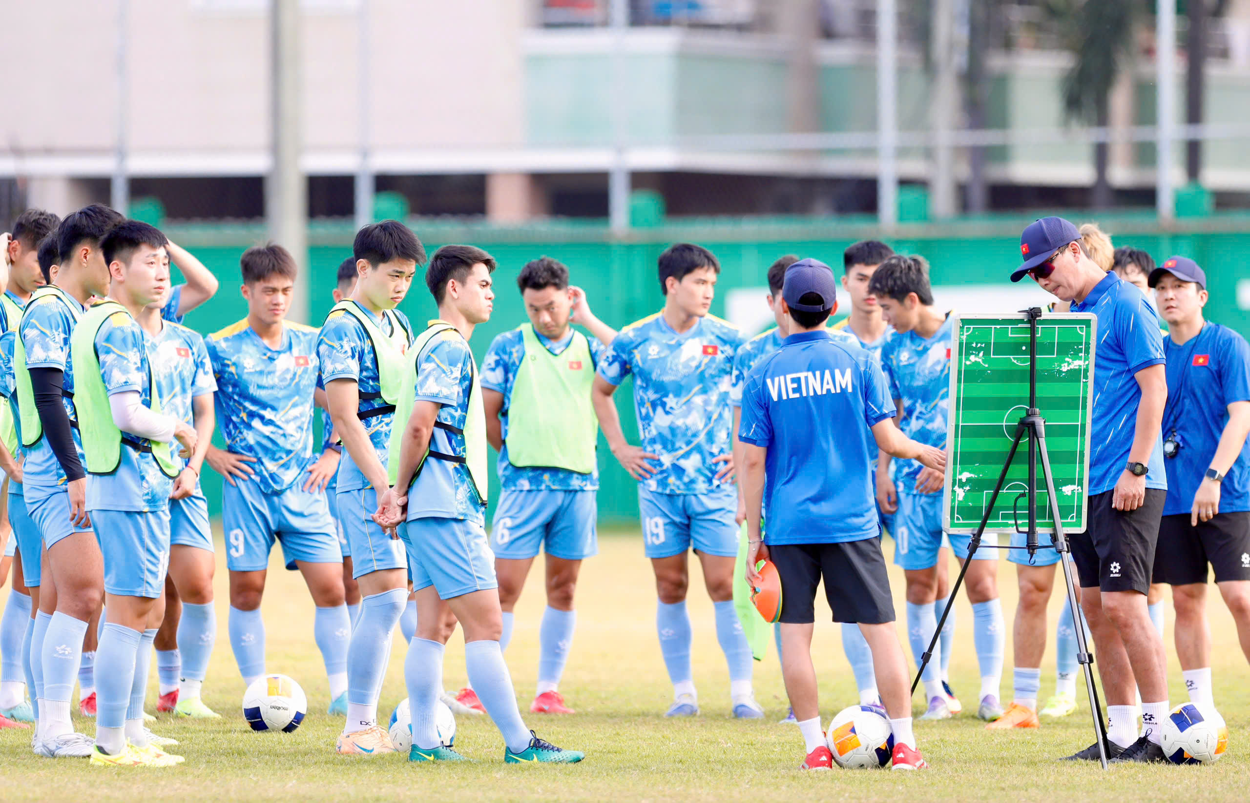 Lịch thi đấu cực mới của U.23 Việt Nam hôm nay: Đủ sức thắng Malaysia- Ảnh 1. Lịch thi đấu cực mới của U.23 Việt Nam hôm nay: Đủ sức thắng Malaysia- Ảnh 1.