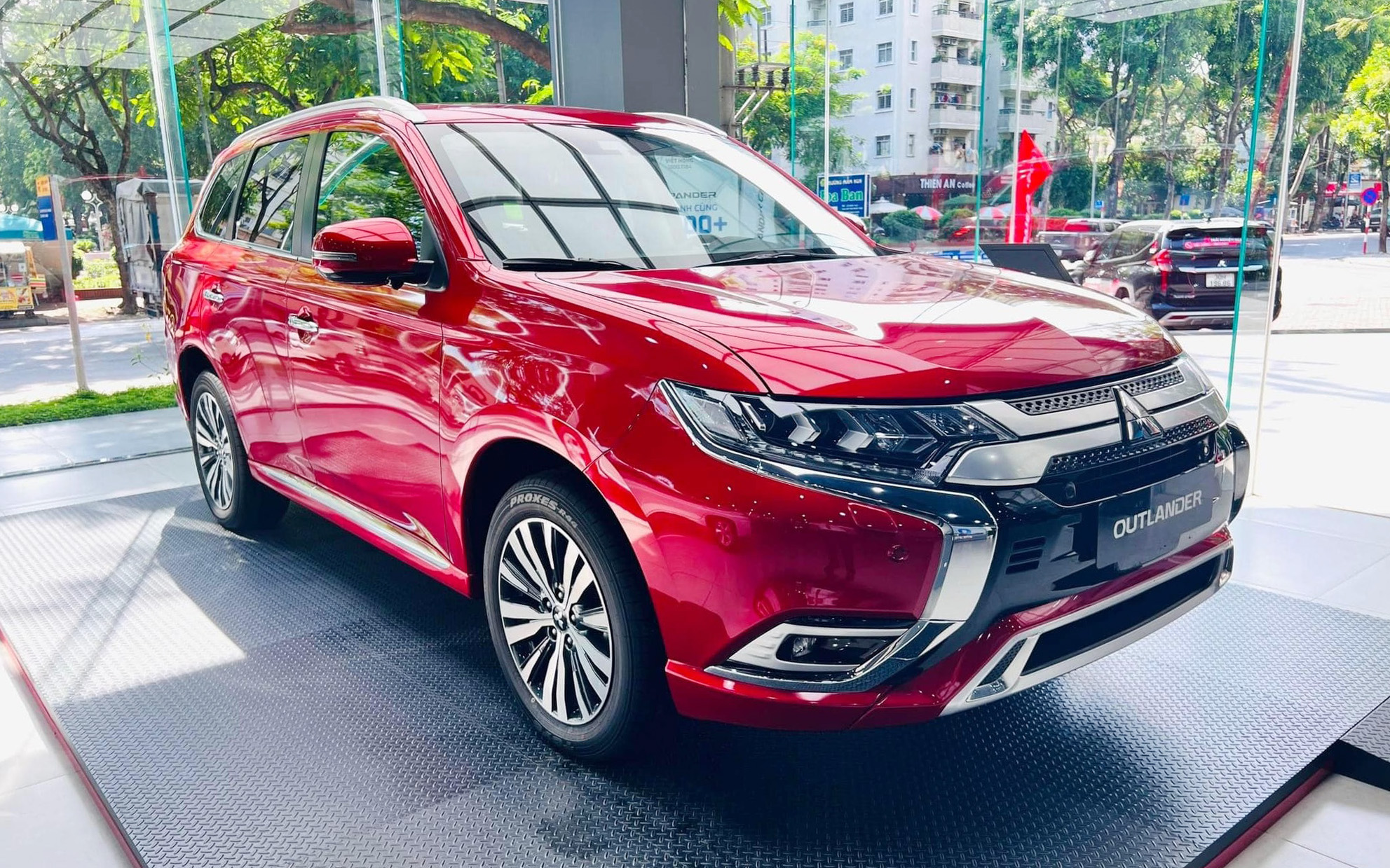 Loạt xe bị khai tử ở Việt Nam năm 2025: Có cả Toyota Innova đình đám một thời 4 xe bị khai tử - Ảnh 4.