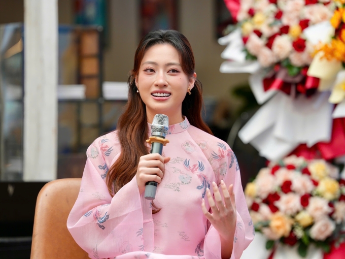 Hoa hậu Lương Thùy Linh nói về trải nghiệm cá nhân gắn với việc đọc sách. Ảnh: BTC cung cấp