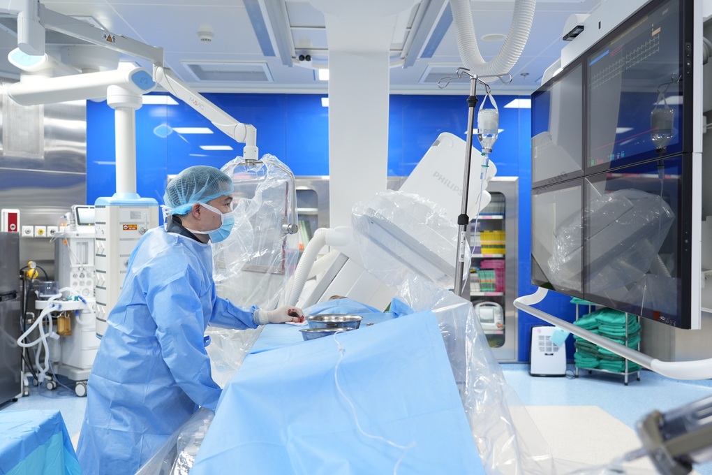 Lý do bệnh nhân người Guatemala chọn đến Việt Nam để điều trị u tuyến tiền liệt khổng lồ - 2