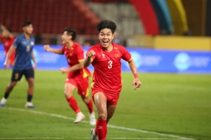 Chuyên gia Thái Lan phân tích trận thua U-22 Việt Nam: 'Tôi không tin vào mắt mình'