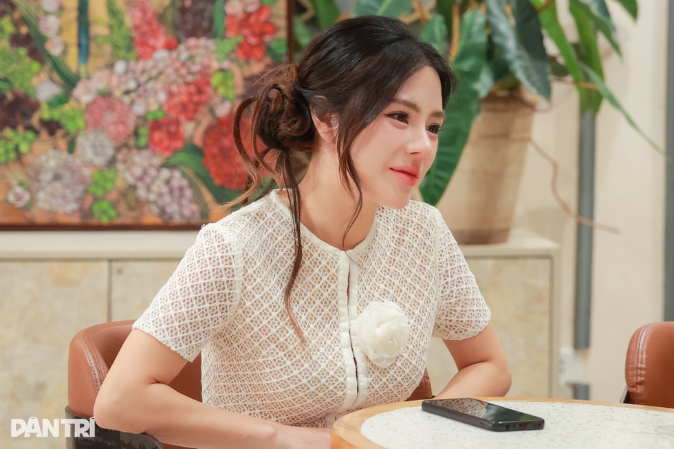 MC Bạch Lan Phương: Yêu Huỳnh Anh, tôi sốc suốt 2 năm vì bị công kích - 1