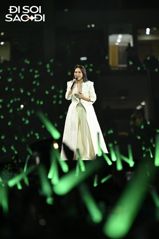 Mai Tài Phến làm 1 hành động chứng minh tình cảm với Mỹ Tâm trước 40 nghìn người- Ảnh 1.