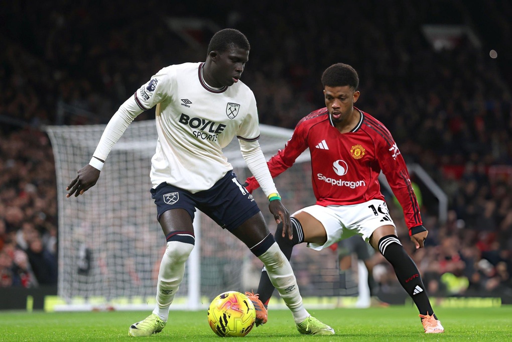 Man Utd tuột chiến thắng trước West Ham bởi bàn thua ở những phút cuối - 1
