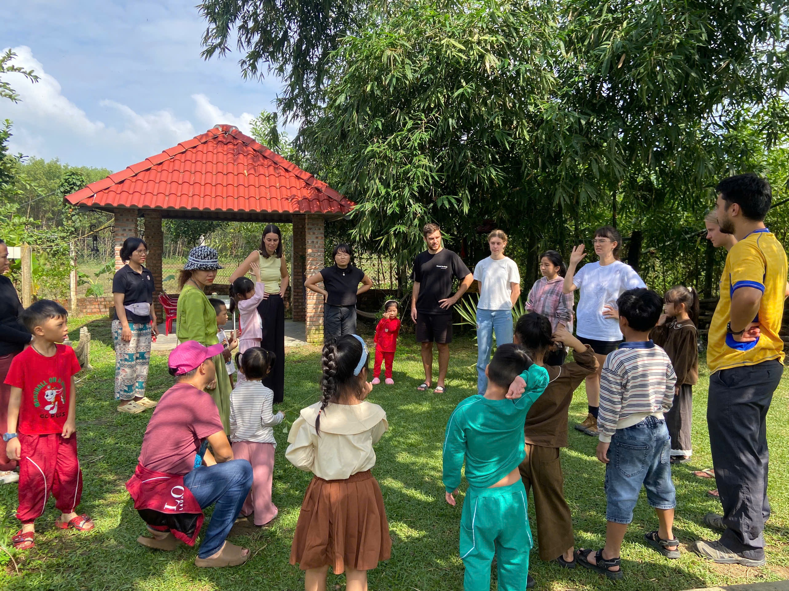 Tiếng Anh - Ảnh 1.