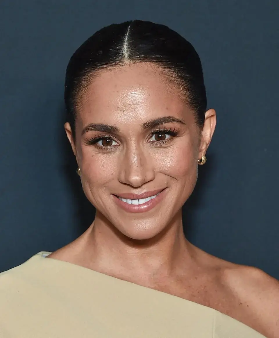 Meghan Markle tìm kiếm cơ hội mới tại tiệc sinh nhật của Kris Jenner - Ảnh 2. Meghan Markle tìm kiếm cơ hội mới tại tiệc sinh nhật của Kris Jenner - Ảnh 2.