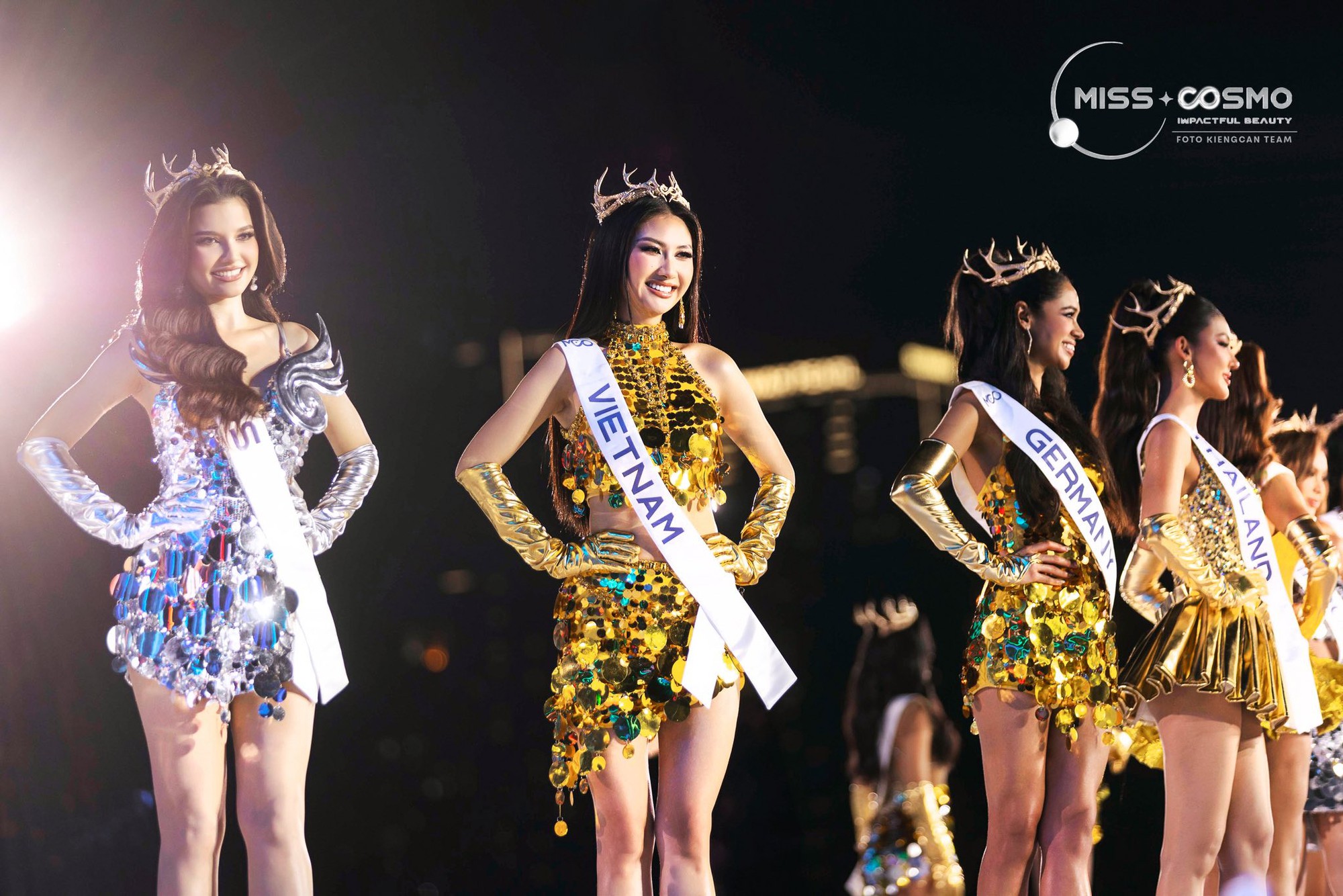 Miss Cosmo đáp trả căng sau Chung kết- Ảnh 2. Miss Cosmo đáp trả căng sau Chung kết- Ảnh 2.