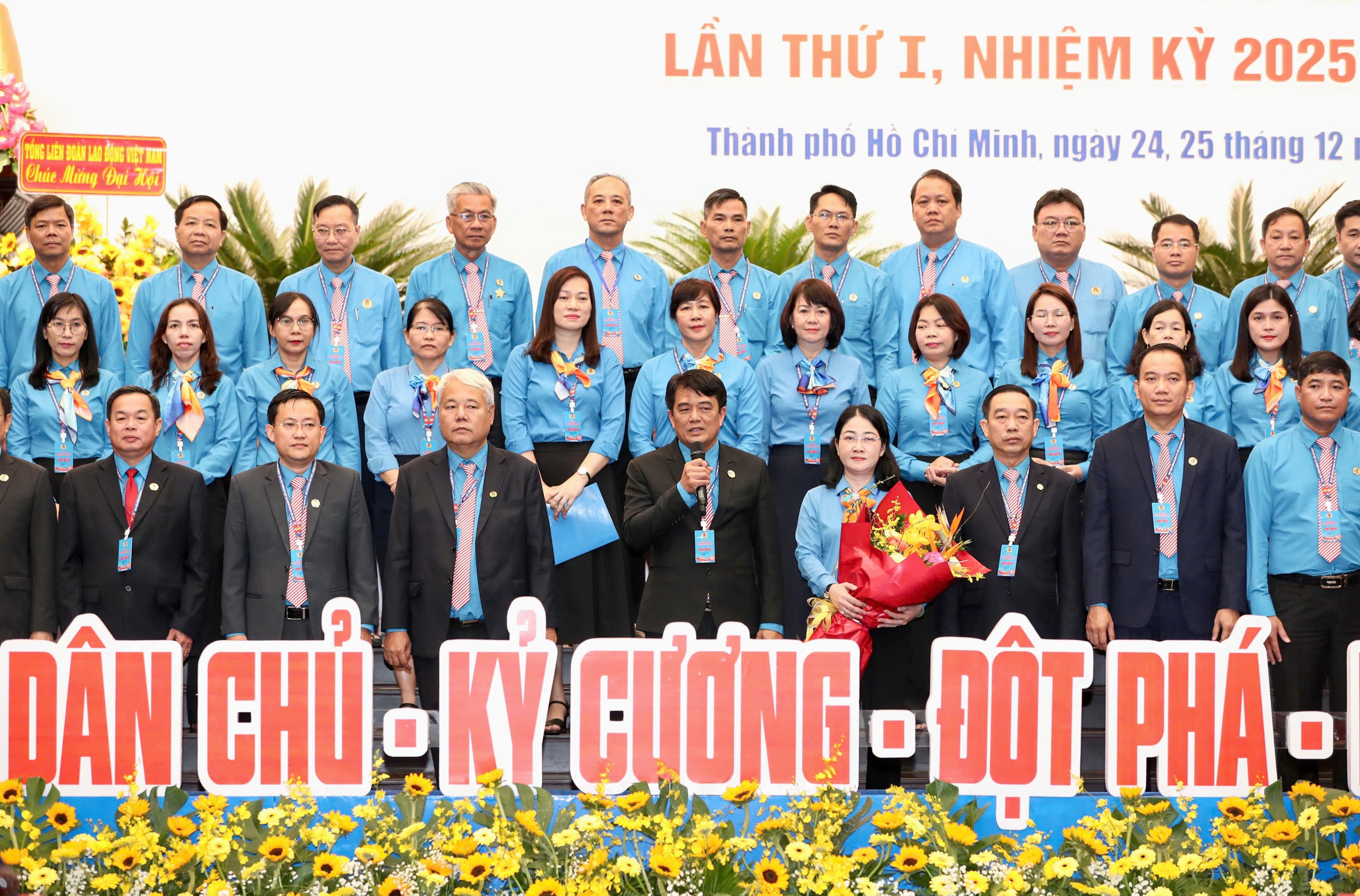 Đại hội Công đoàn TP HCM lần thứ I, nhiệm kỳ 2025-2030: Mở ra chặng đường phát triển mới - Ảnh 1.