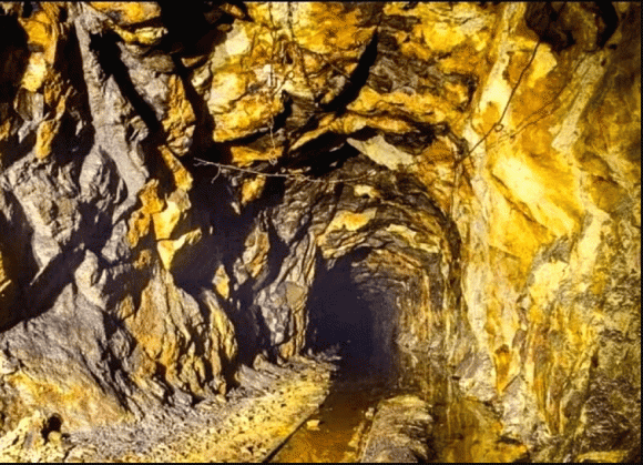 Mỏ vàng khổng lồ, mỏ vàng tại trung quốc