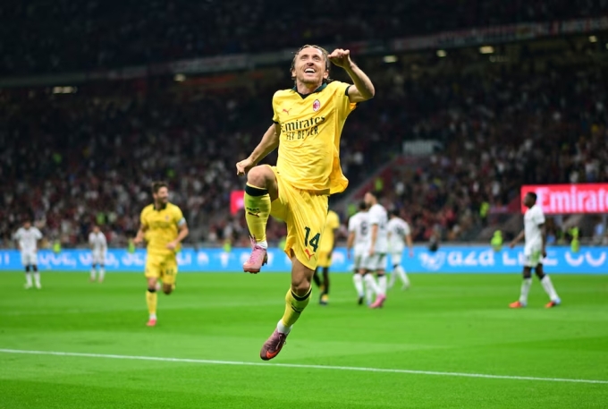 Modric ăn mừng trong trận đấu giữa Milan và Bologna tại Serie A, trên sân San Siro, Milan, Italy ngày 14/9/2025. Ảnh: Reuters