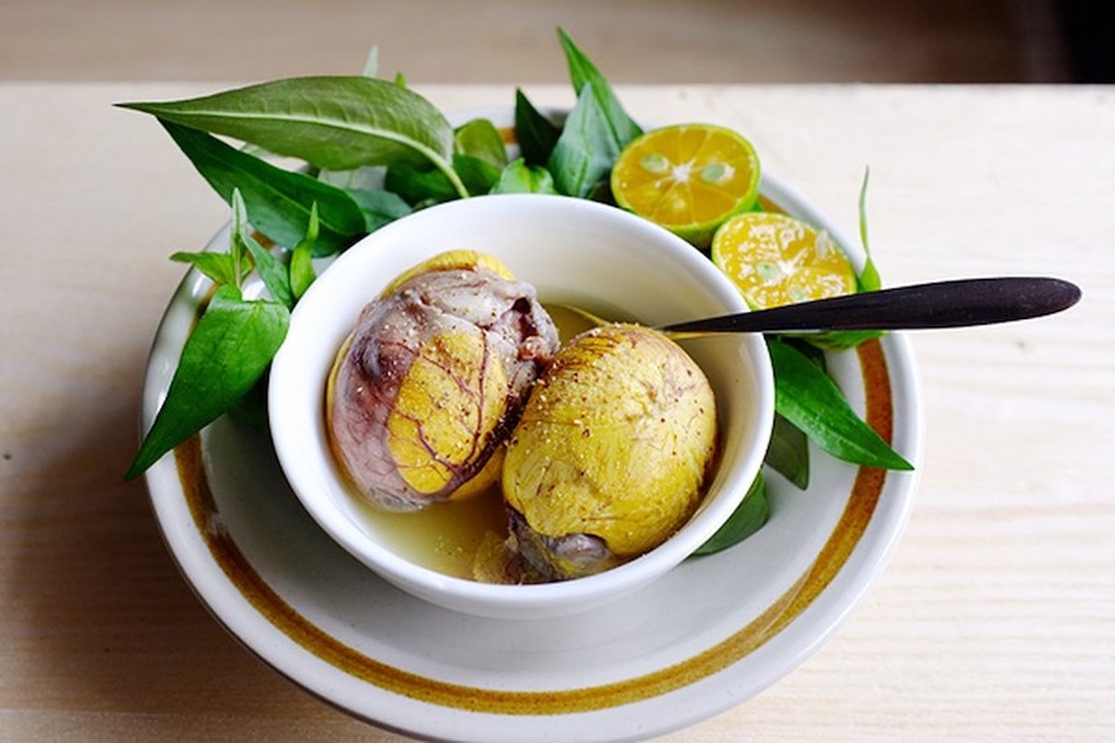 Món hay ăn cùng trứng vịt lộn là thuốc quý giá rẻ - 1