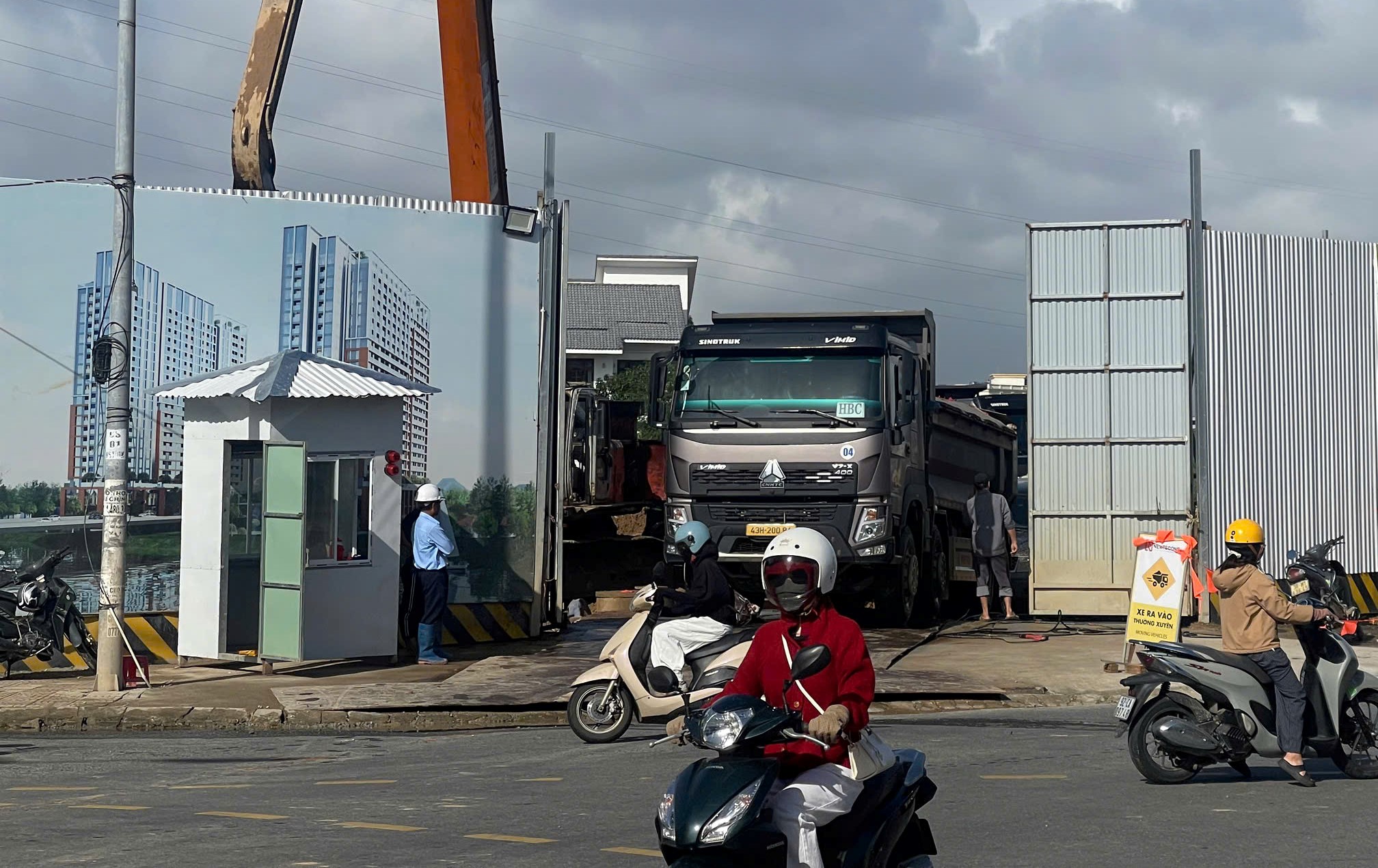 Một con đường có đến 4 dự án làm ảnh hưởng đến người dân ở Đà Nẵng - Ảnh 1.