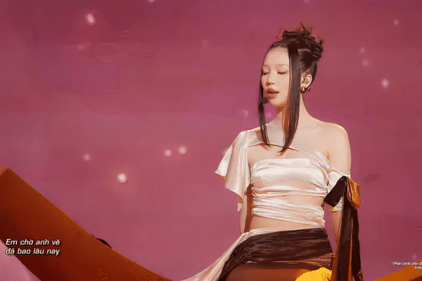 Một mình AMEE “out trình” 18 Anh Trai, hot thế này mà cứ bị “nhốt tầng hầm”- Ảnh 1.