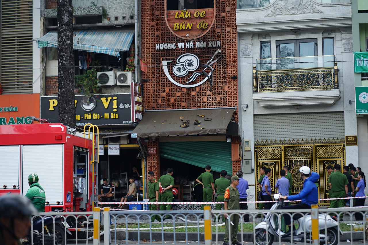 Vụ cháy quán bún ốc 4 người chết ở TP.HCM: Một phụ nữ mới xin vào làm 2 ngày thì gặp nạn tử vong- Ảnh 1.