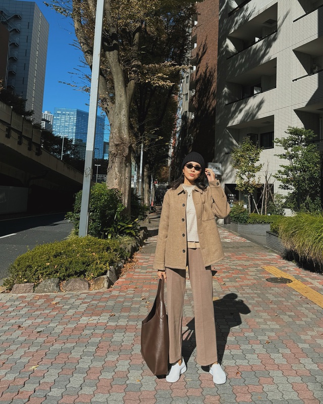 Mùa của những gam màu trung tính đã đến, phối đồ kiểu gì cũng đẹp 1 Mùa của những gam màu trung tính đã đến, phối đồ kiểu gì cũng đẹp - Ảnh 1.