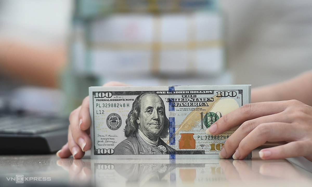 Mua vang tu 20 trieu dong khong chuyen khoan se