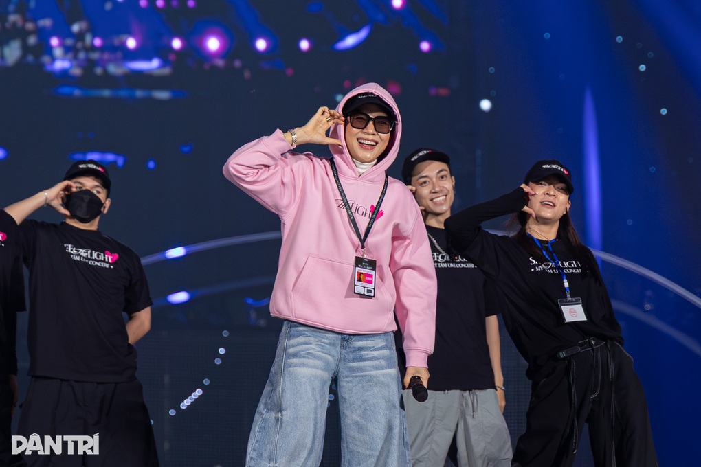 Mỹ Tâm bối rối khi làm điều này lần đầu, fan nhiệt tình hướng dẫn - 1