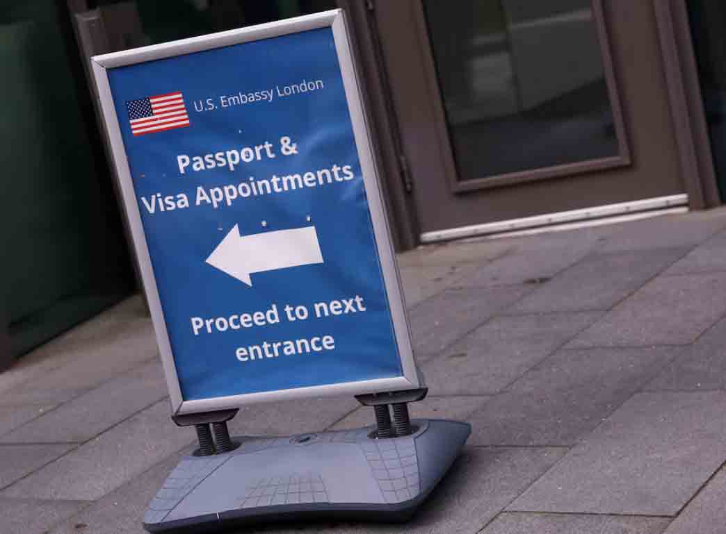 Mỹ đổi quy định cấp thị thực H-1B, ai bị ảnh hưởng ? - Ảnh 1.